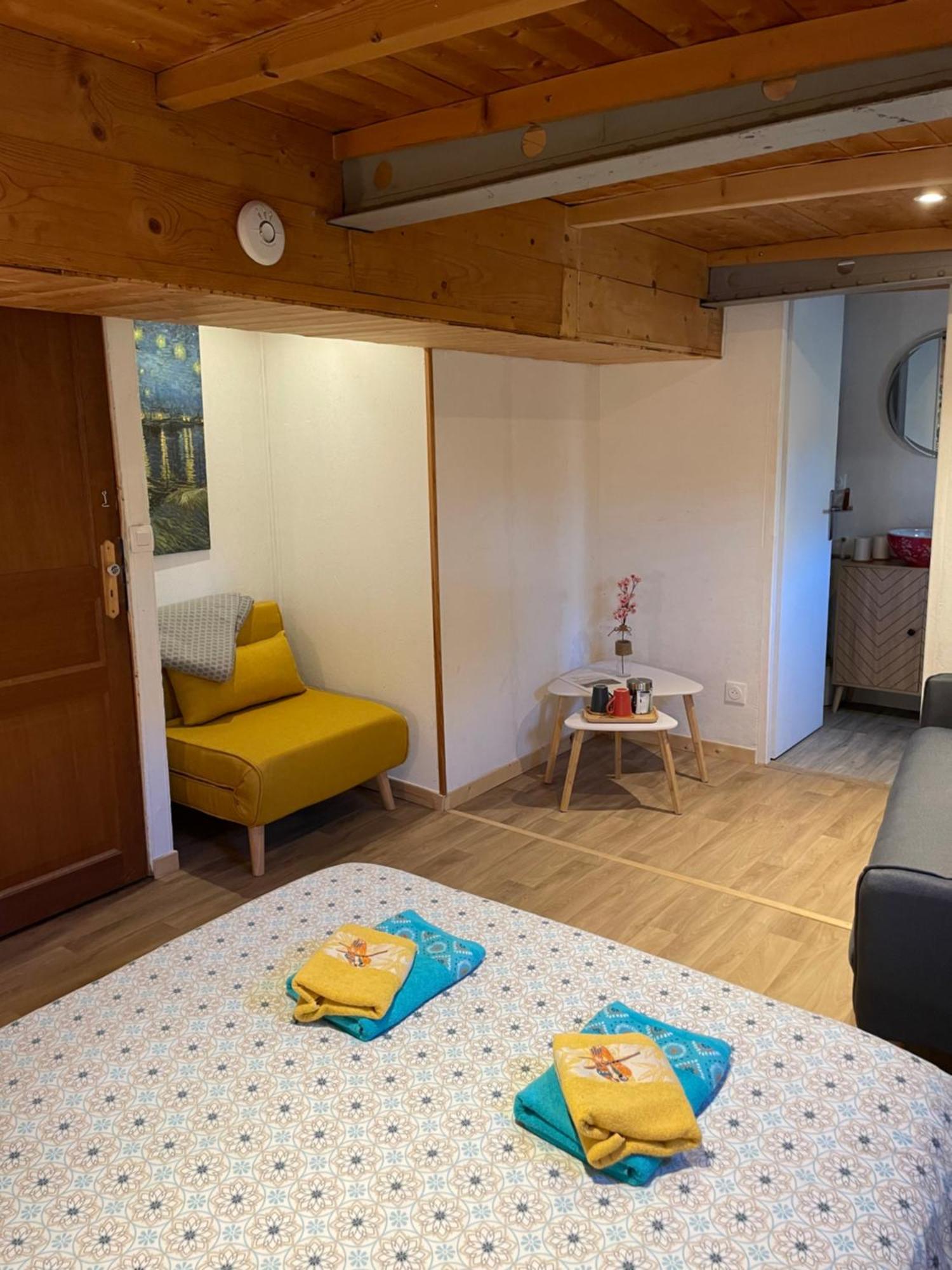 Péniche Le Pescalune - Chambre d'hôtes Arlés Exterior foto