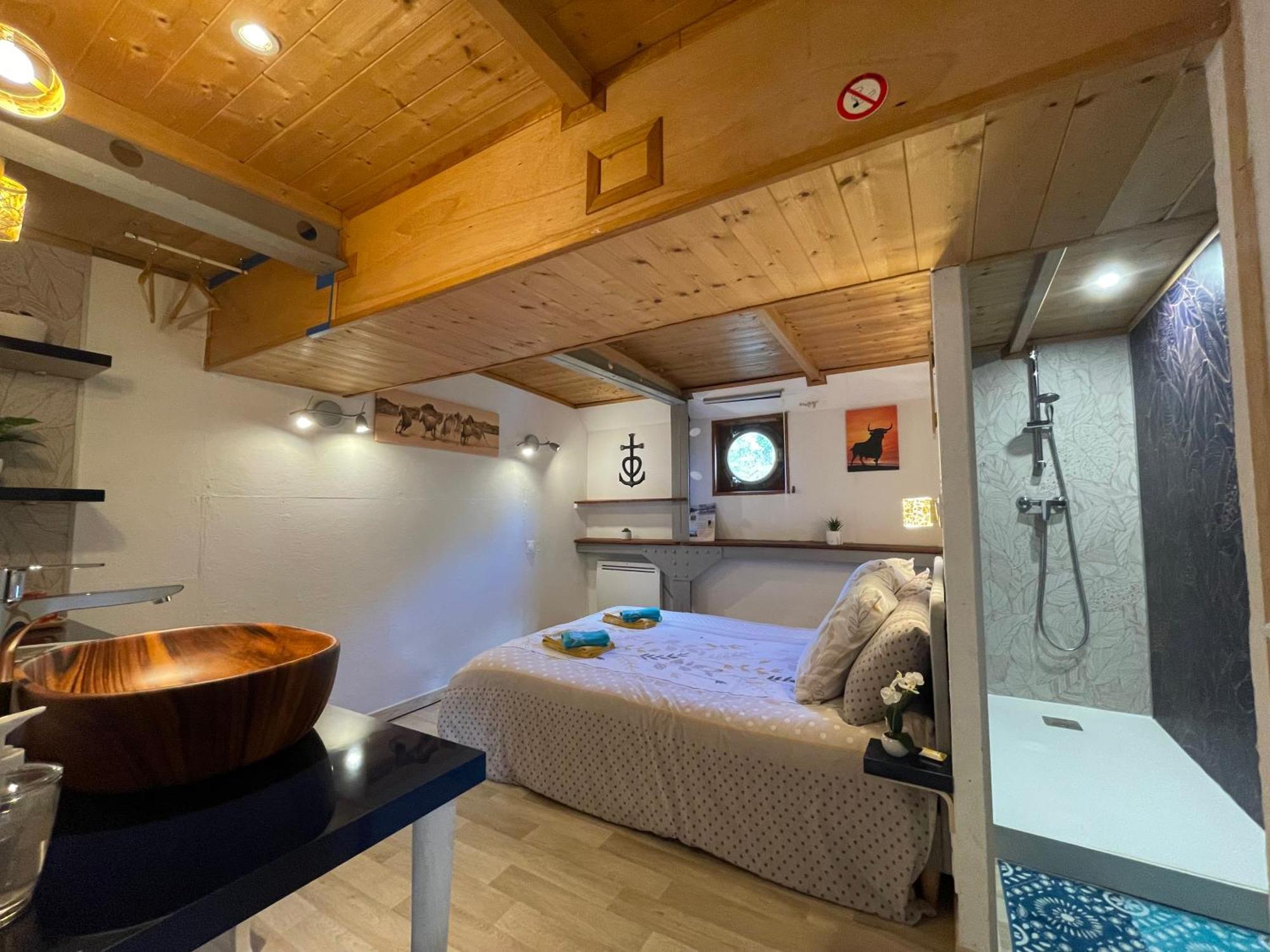 Péniche Le Pescalune - Chambre d'hôtes Arlés Exterior foto